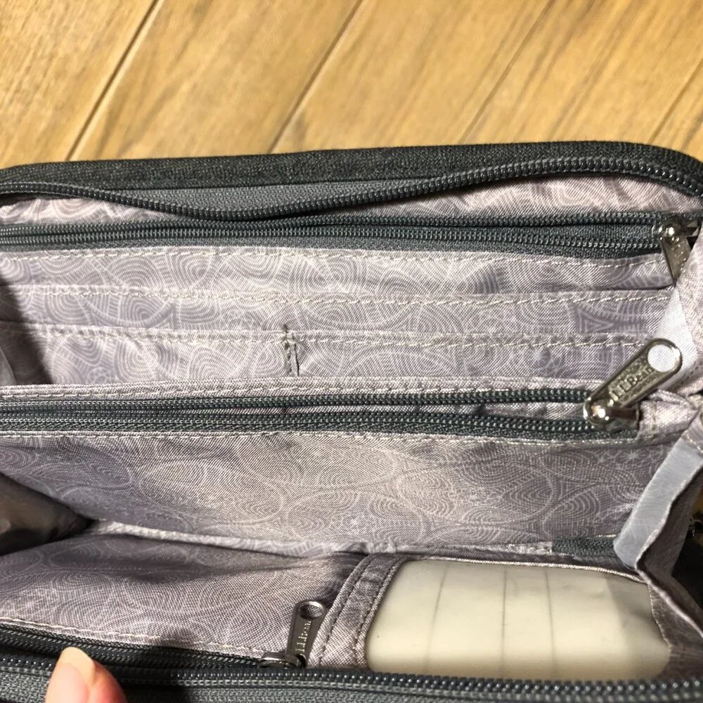 LL Bean men fabric travel wristlet wallet, charcoal gray